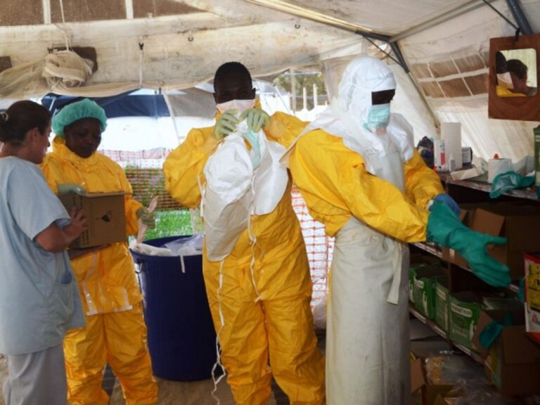 cover-r4x3w1200-57df3f615fc0f-ebola-sommet-de-crise-des-pays-d-afrique-de-l-ouest-a